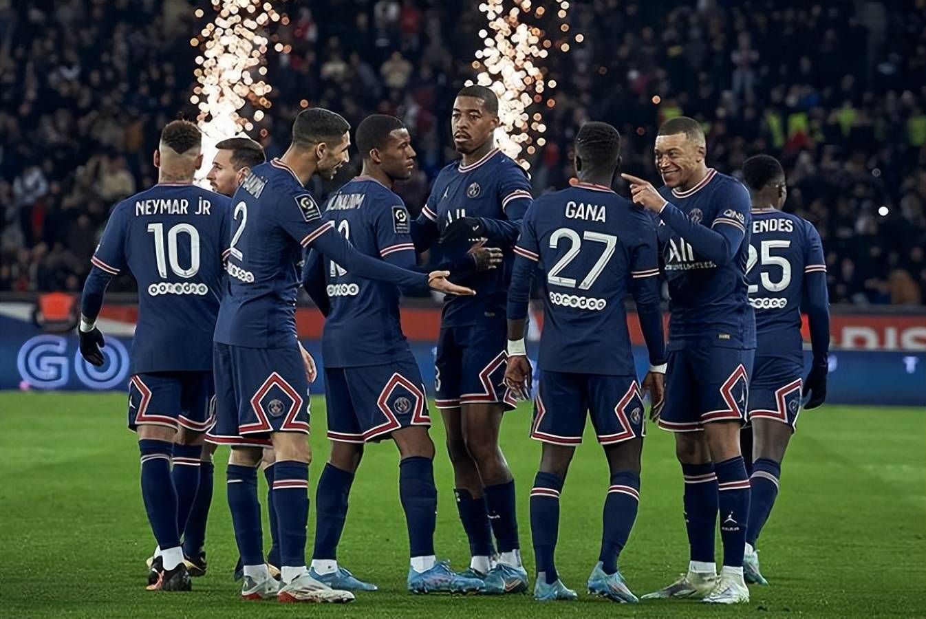 巴黎遭遇尴尬,输球出局 巴黎遭遇尴尬,输球出局