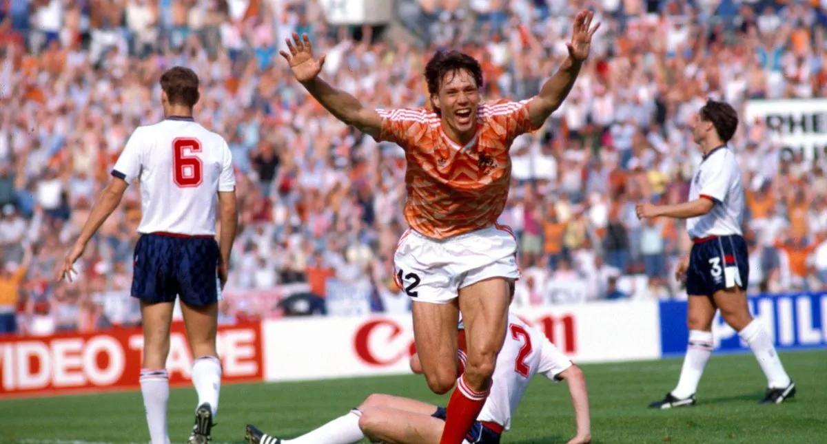 开云体育在线-荷兰战胜波兰晋级，赫尔辛基尼亚遗憾告别的简单介绍