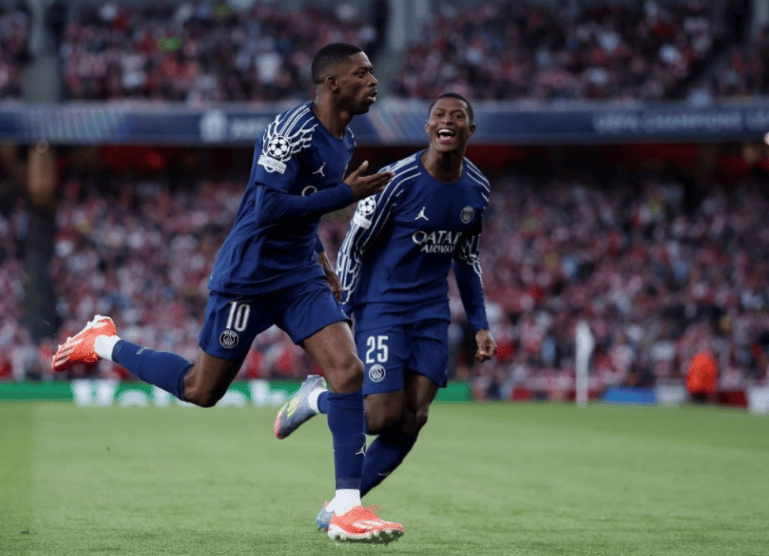 欧洲足球豪强争霸赛，胜负关键一击