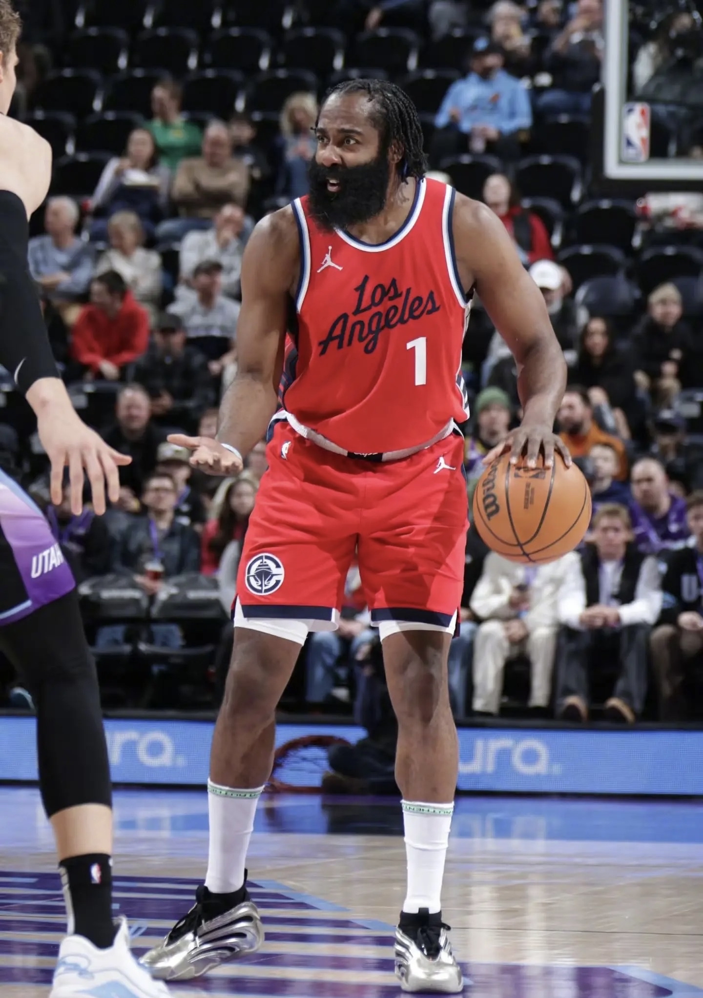 爵士绝杀快船,战绩继续领先西部的简单介绍 爵士绝杀快船,战绩继续领先西部的简单介绍