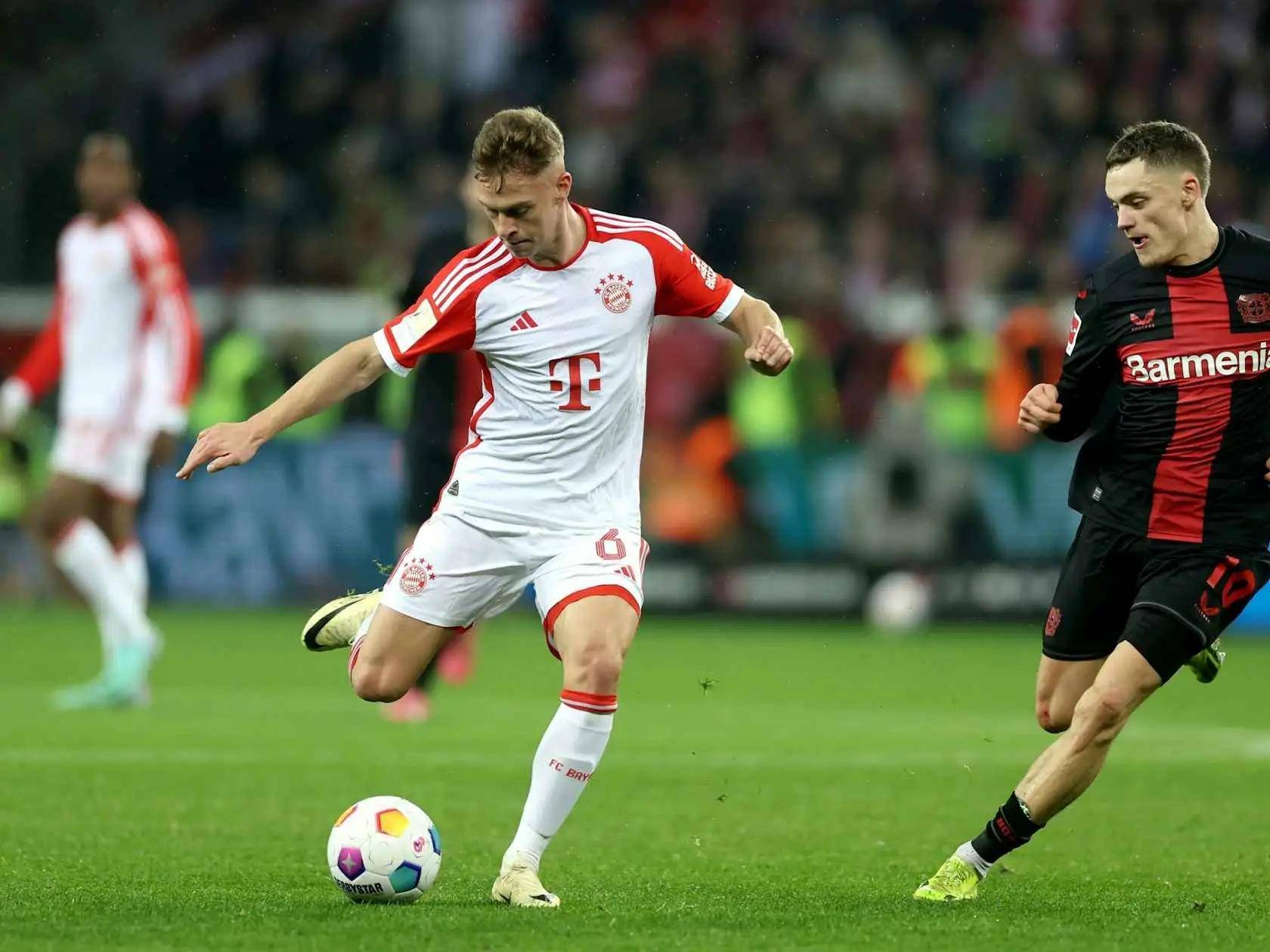 拜仁慕尼黑主场大胜,德甲登顶位置稳固的简单介绍 拜仁慕尼黑主场大胜,德甲登顶位置稳固的简单介绍