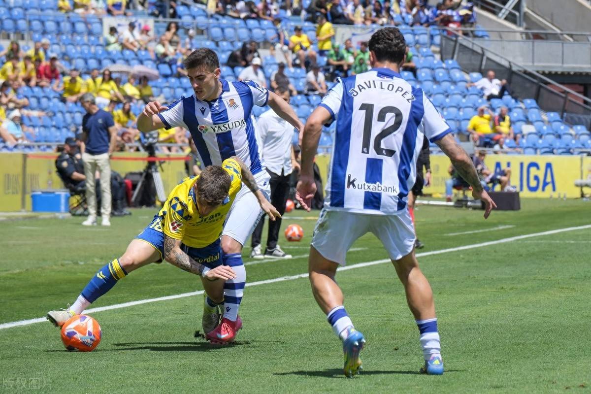 赫塔菲对战马洛卡，争夺关键三分的简单介绍