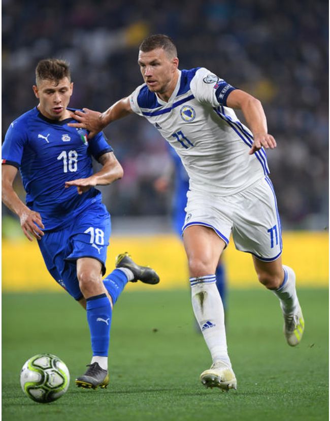 芬兰客场大胜俄罗斯,欧预赛小组榜首的简单介绍 芬兰客场大胜俄罗斯,欧预赛小组榜首的简单介绍